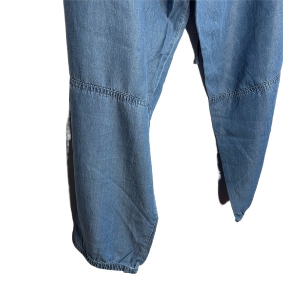 GAP Lightweight Chambray Pant - Picture 6 of 11